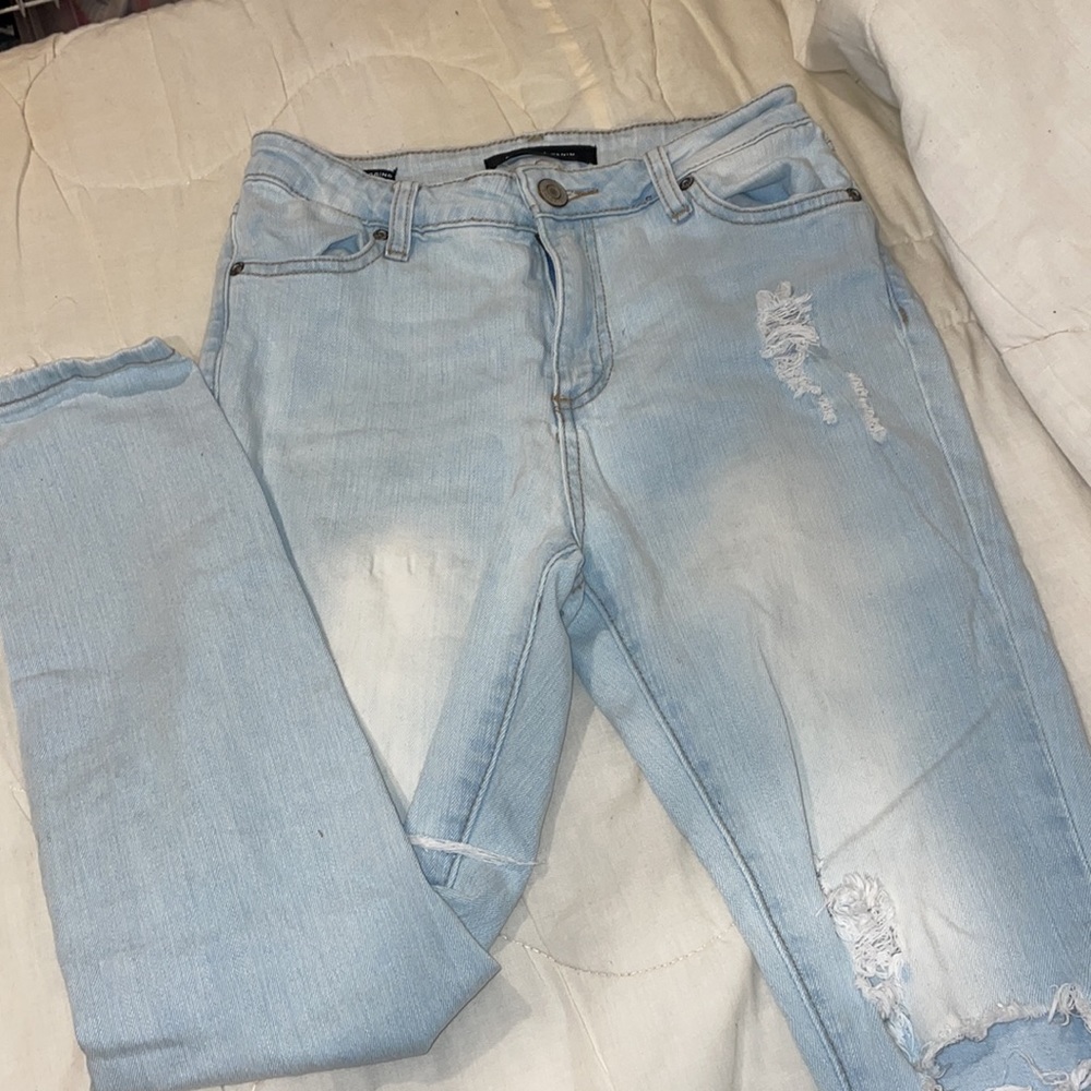 Lightwash Ripped Skinny jeans - Picture 5 of 5